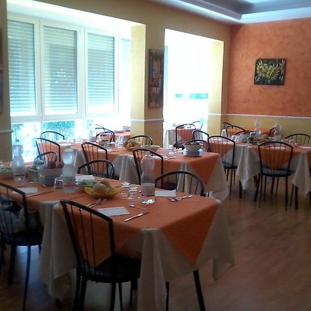Hotel Oria Rimini Exterior photo